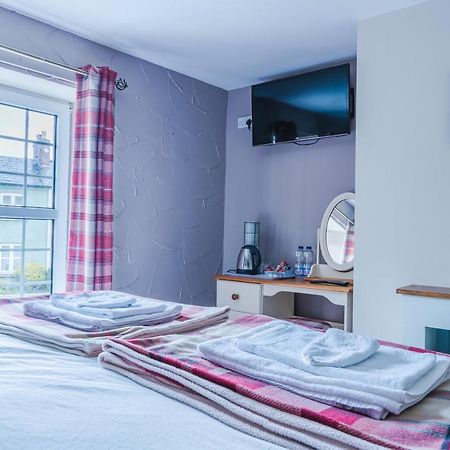 The Cock Hotel Bronllys ภายนอก รูปภาพ