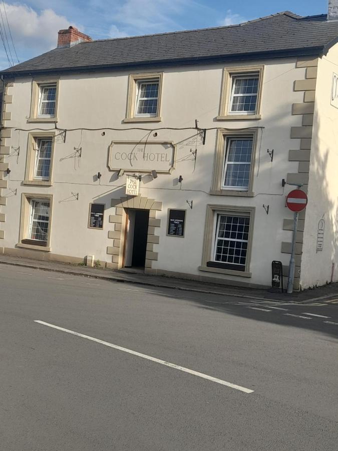 The Cock Hotel Bronllys ภายนอก รูปภาพ