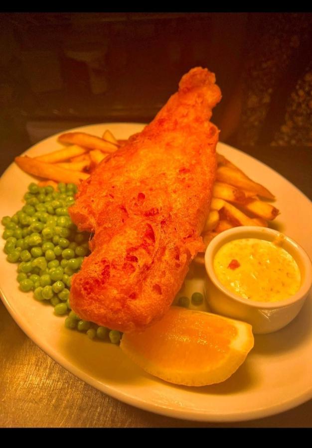 The Cock Hotel Bronllys ภายนอก รูปภาพ
